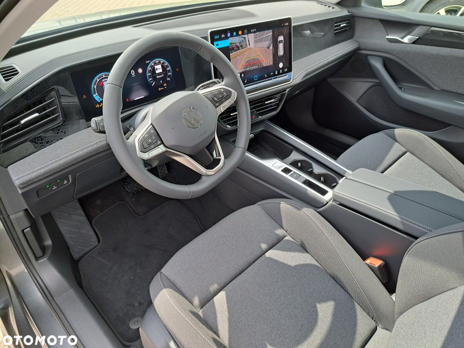 Volkswagen Passat 1.5 TSI ACT mHEV DSG - 15