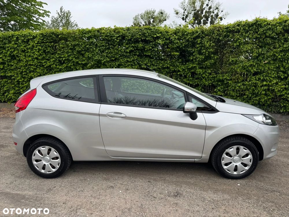 Ford Fiesta 1.25 Trend Edition - 2