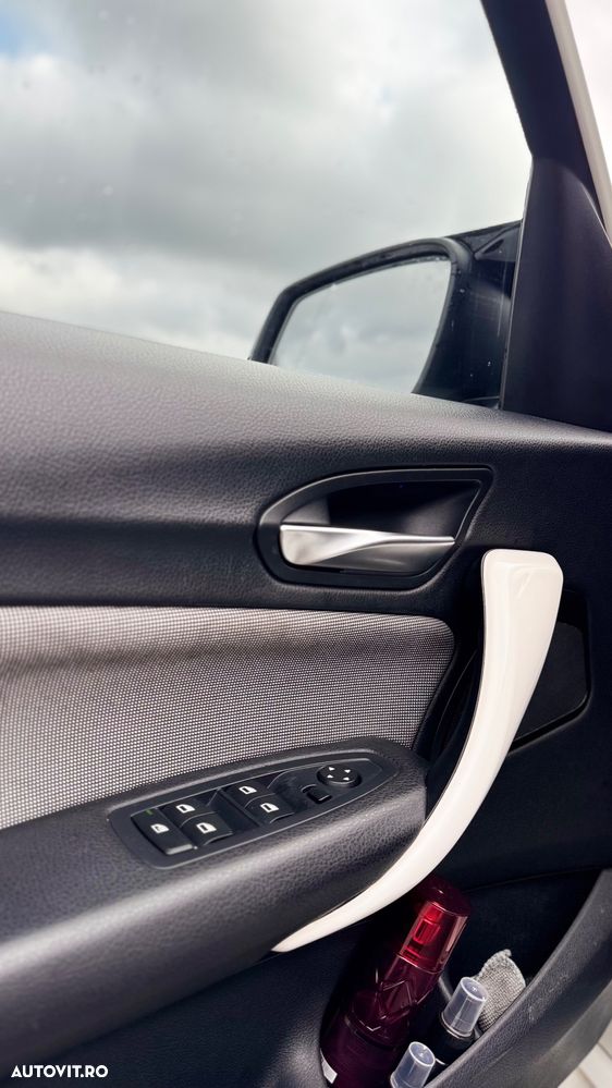 BMW Seria 1 120d - 8