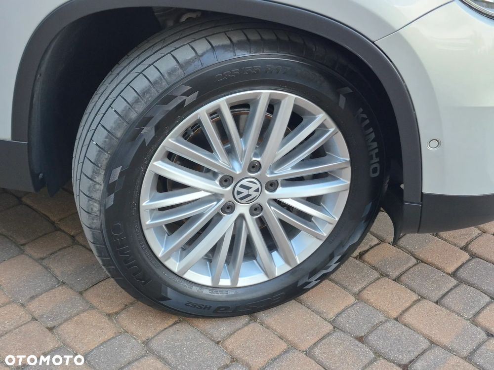 Volkswagen Tiguan - 25