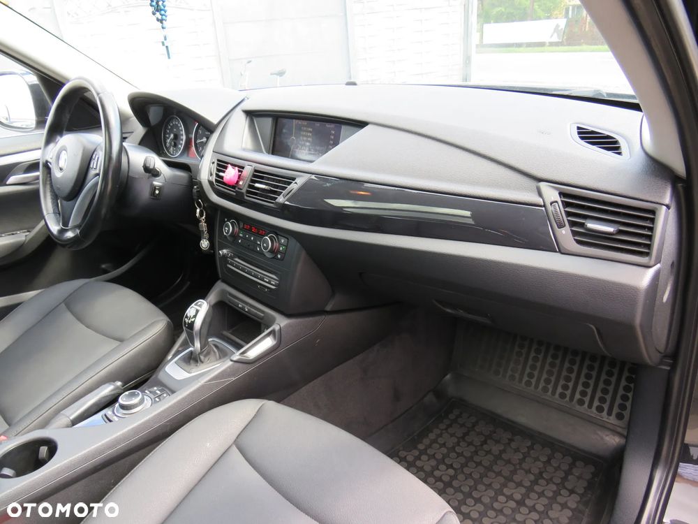 BMW X1 xDrive28i - 31