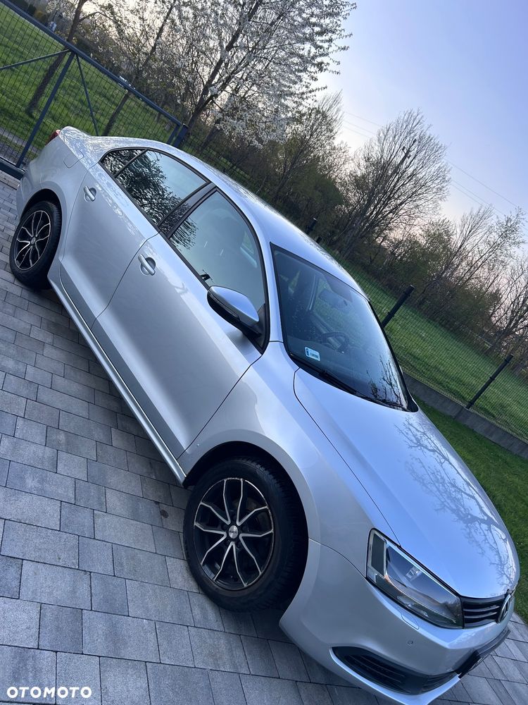 Volkswagen Jetta 1.2 TSI Trendline - 7