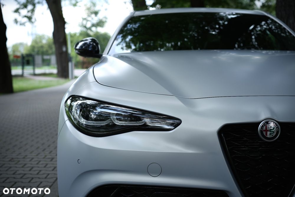 Alfa Romeo Giulia 2.0 Turbo Competizione Q4 - 3