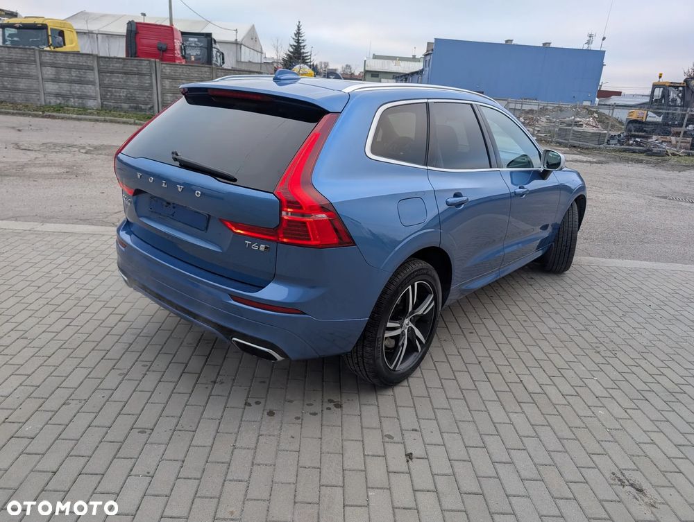 Volvo XC 60 T6 AWD Geartronic RDesign - 4