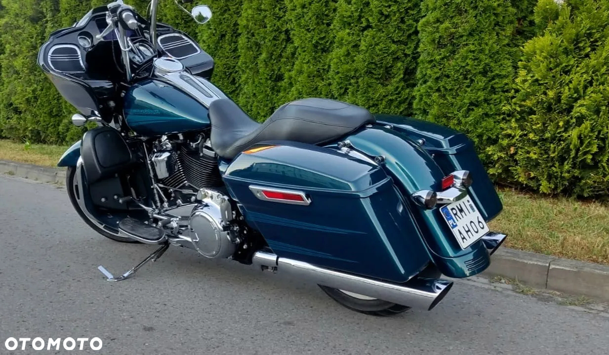 Harley-Davidson Touring Road Glide - 8