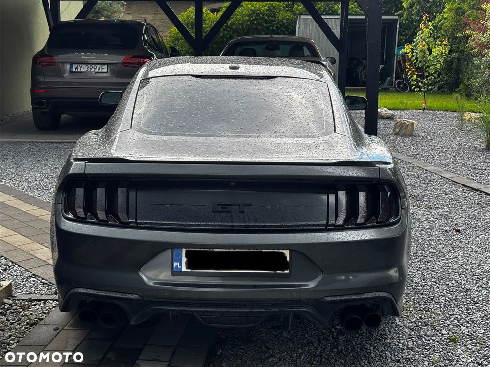 Ford Mustang - 10