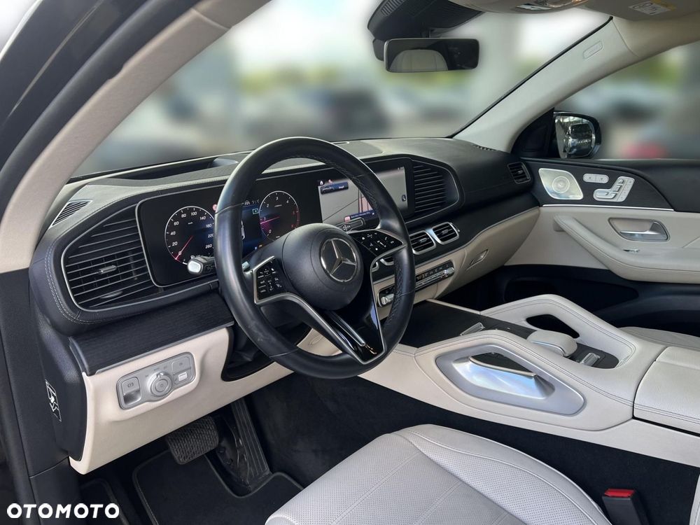 Mercedes-Benz GLE - 11