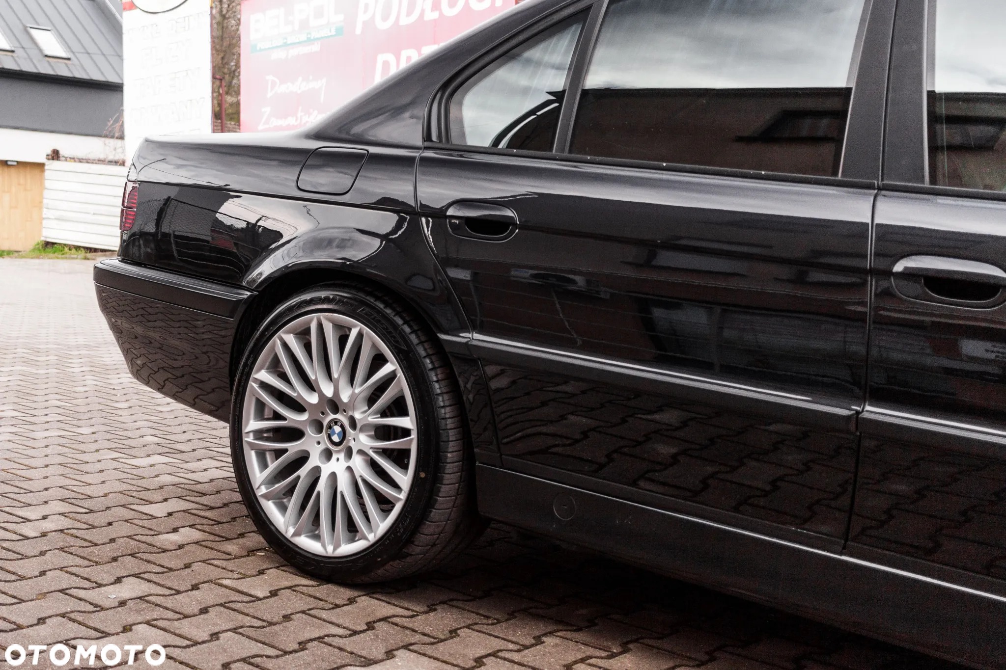 BMW Seria 7 750i - 14