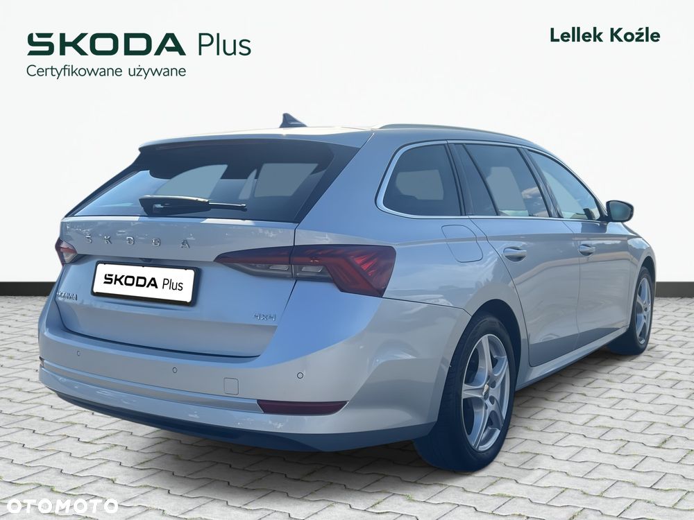 Skoda Octavia 2.0 TSI 4x4 Style DSG - 5