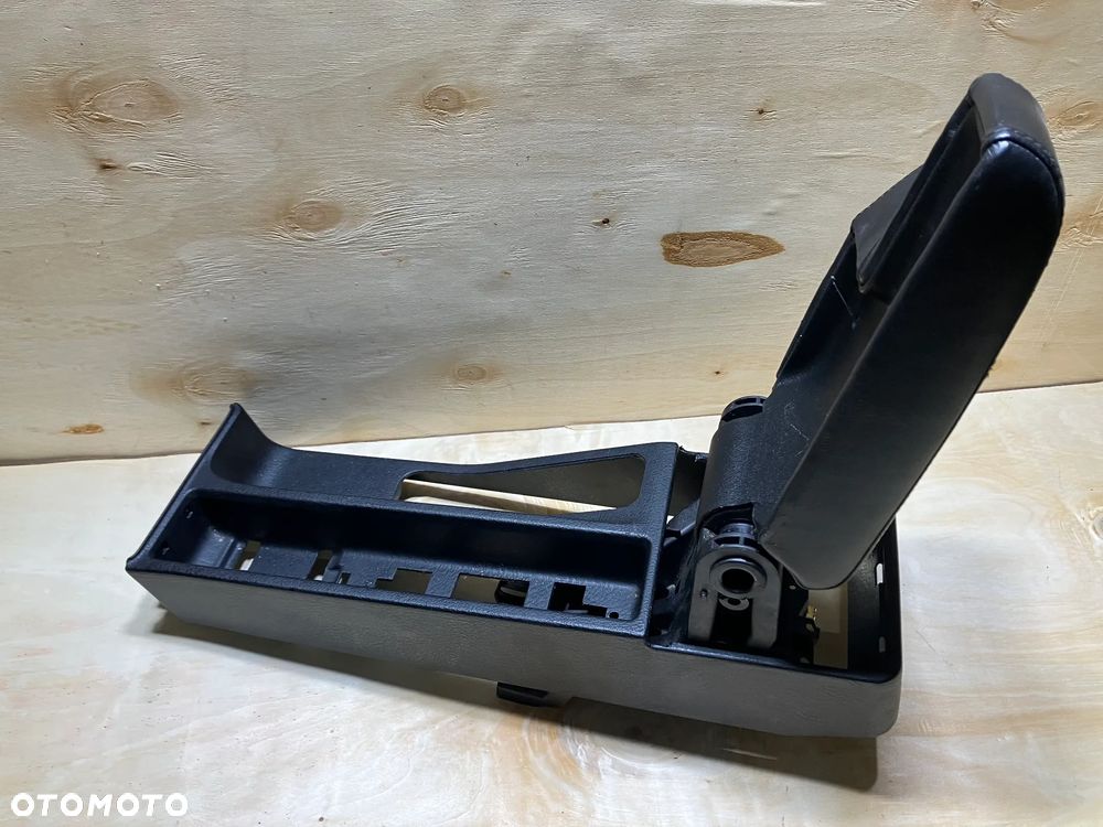 PODŁOKIETNIK BMW E36 COUPE CABRIO TUNEL CZARNA SKÓRA 8167823 8132468 8162137 ANGLIK - 2