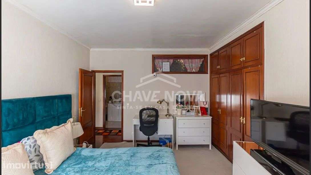 T2+1 c/ Lugar de Garagem em Oliveira do Douro - Grande imagem: 5/13