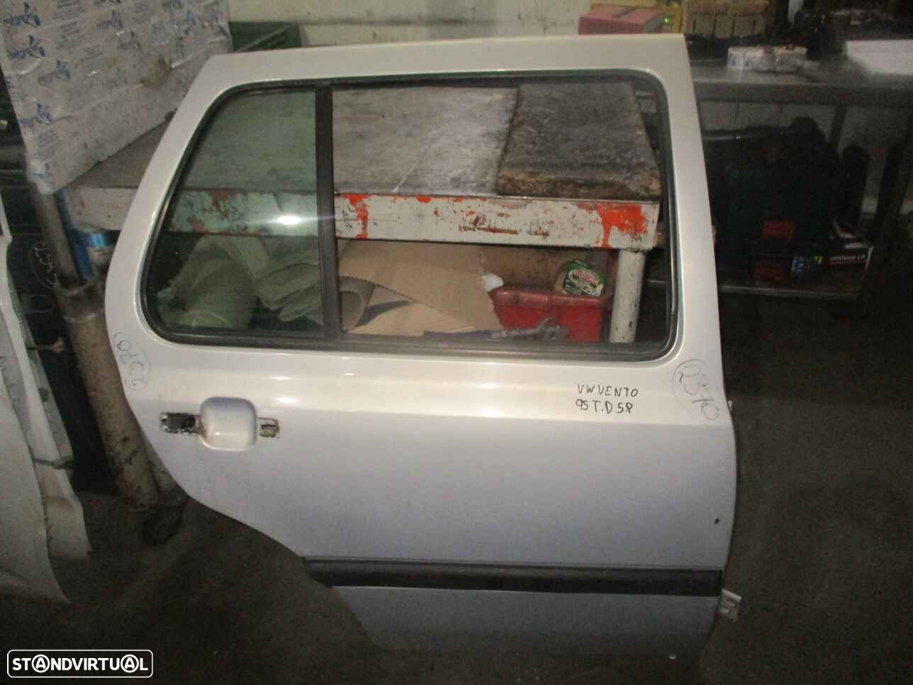 Porta POR2370 VW VENTO 1995 5P CINZA TD - 1