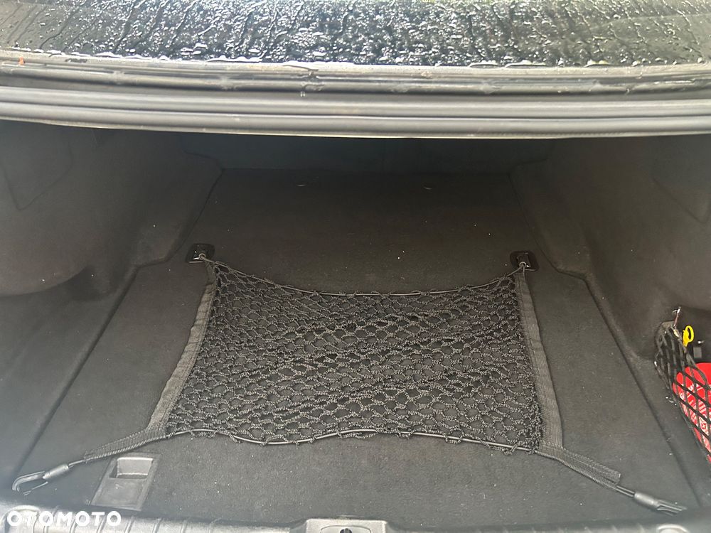 Maserati Ghibli S - 11