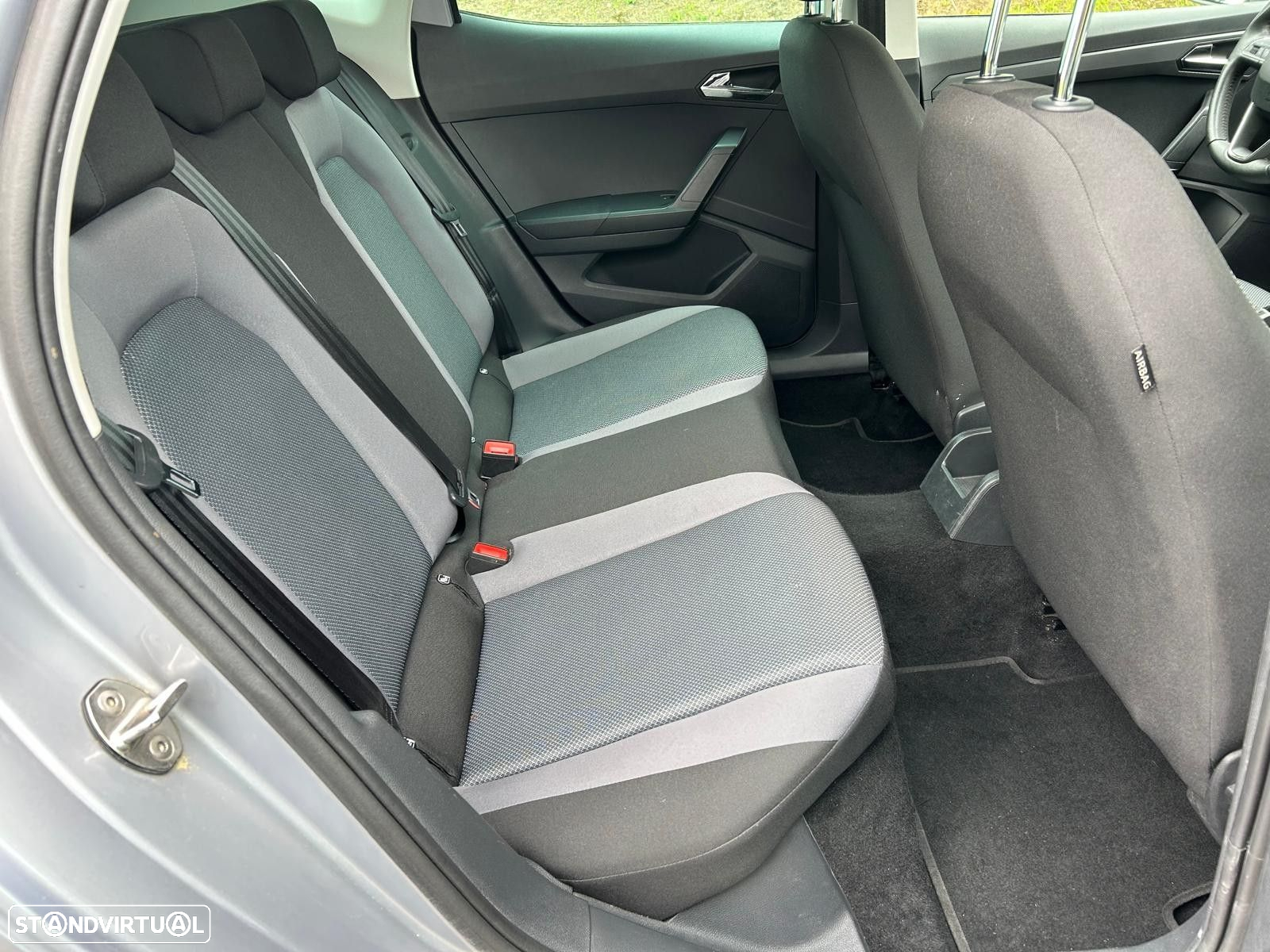 SEAT Arona 1.0 TGI Style - 14