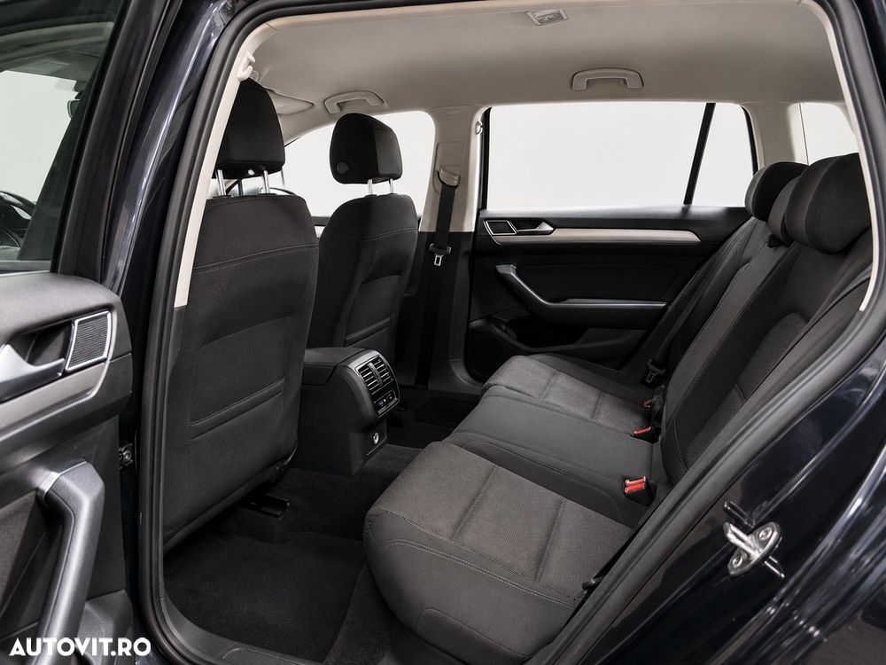 Volkswagen Passat 1.6 TDI Comfortline - 7