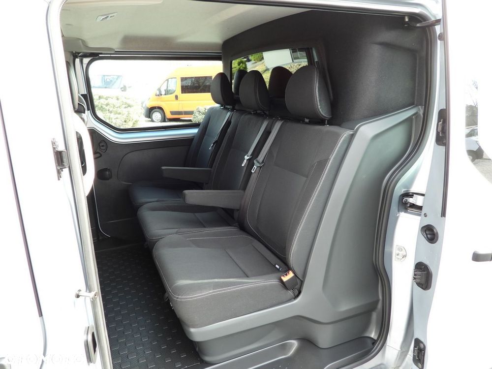 Renault TRAFIC FURGON BRYGADÓWKA 6 MIEJSC TEMPOMAT NAWIGACJA LEDY KLIMATYZACJA  130KM - 41