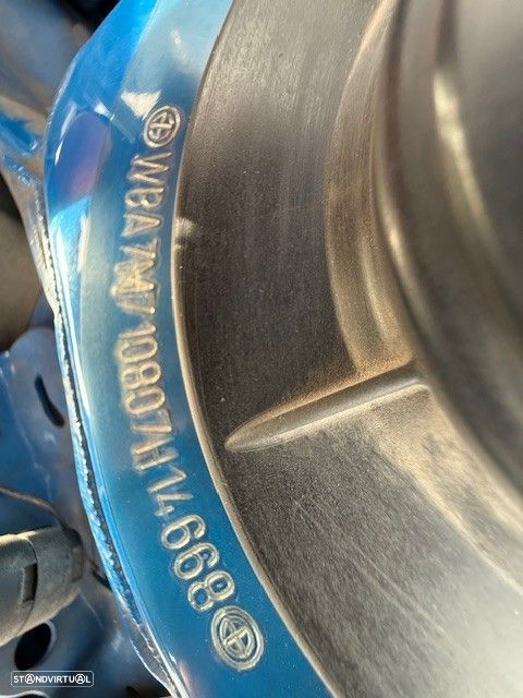 BMW 116 d Pack Desportivo M - 4