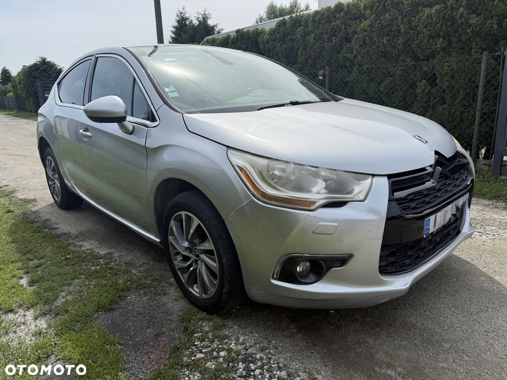 Citroën DS4 1.6 e-HDi SoChic MCP - 1