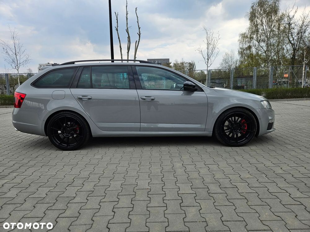 Skoda Octavia 2.0 TDI RS - 16