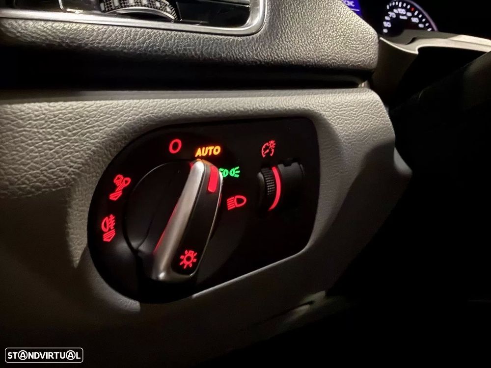 Audi Q3 2.0 TDI Sport - 11