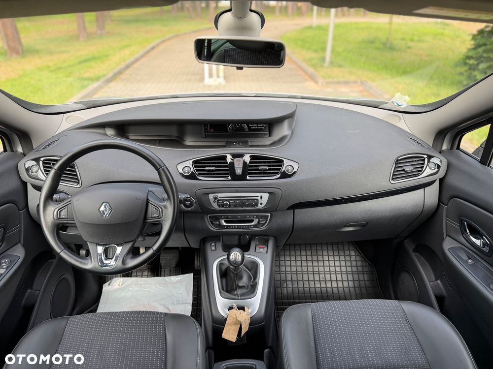 Renault Scenic ENERGY TCe 130 INTENS - 25