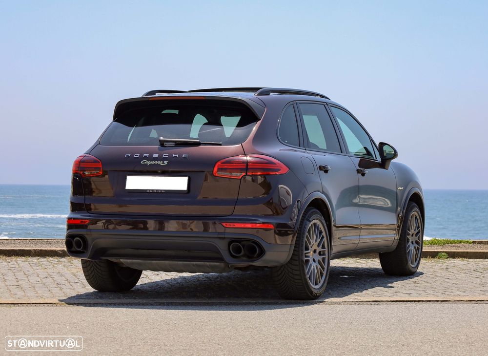Porsche Cayenne - 9
