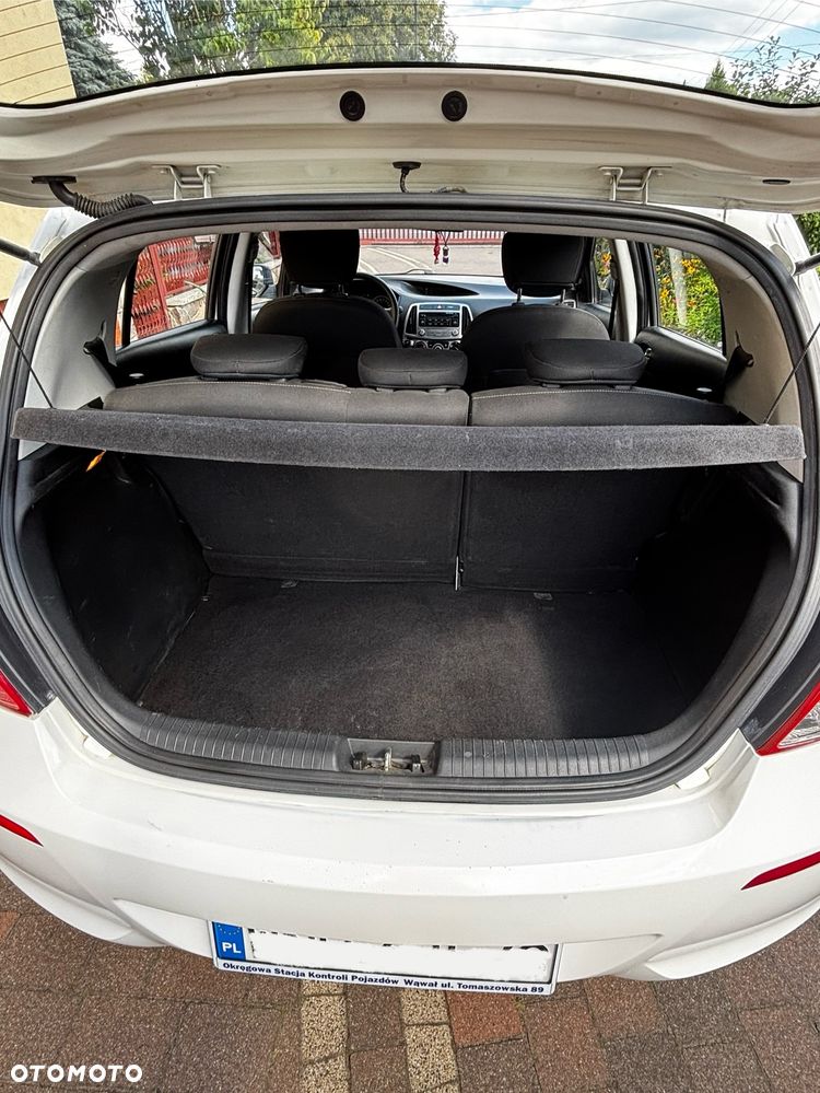 Hyundai i20 - 10