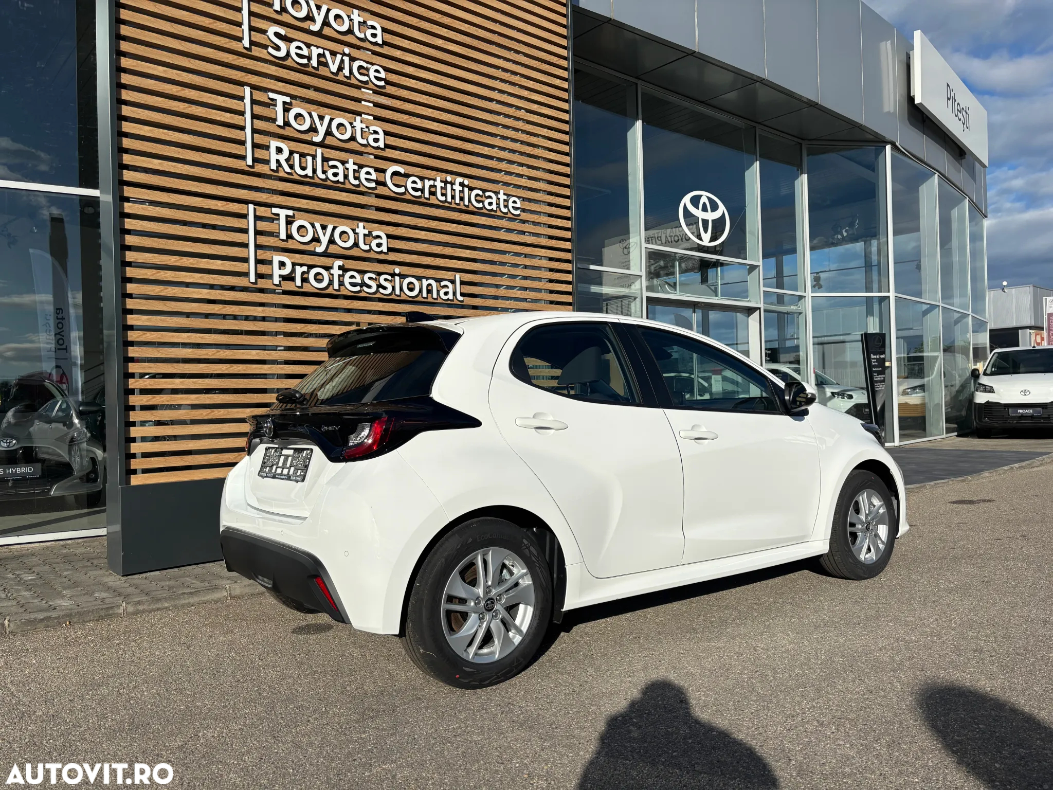 Toyota Yaris - 4