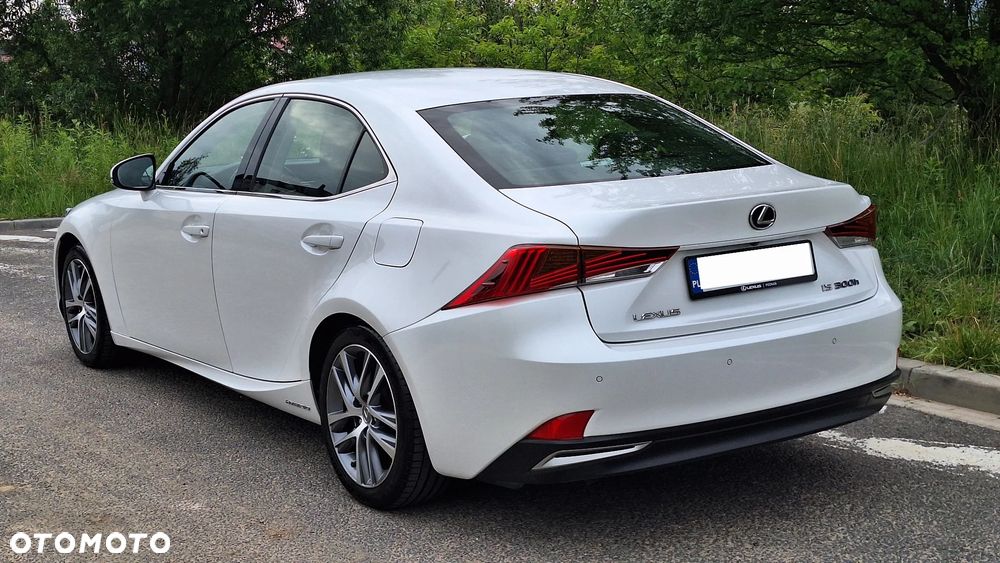 Lexus IS 300h Elegance - 1