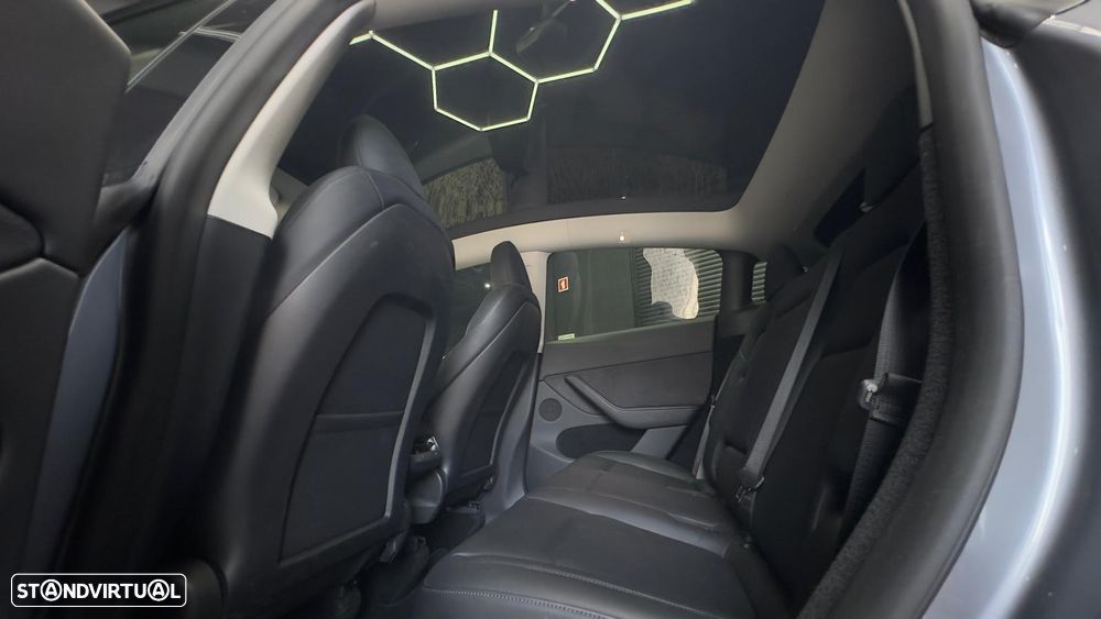 Tesla Model Y Performance Dual Motor AWD - 44