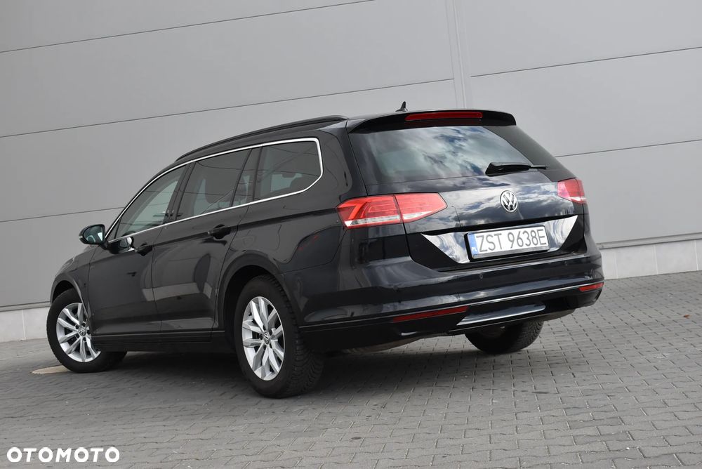 Volkswagen Passat - 38
