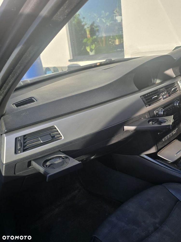 BMW Seria 3 - 10