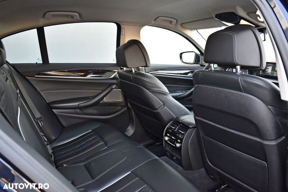 BMW Seria 5 540i Aut. Luxury Line - 21