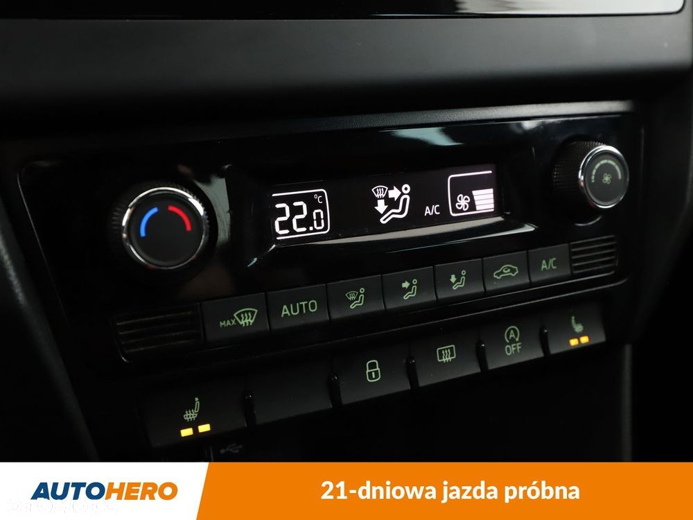 Skoda RAPID 1.0 TSI Monte Carlo - 24