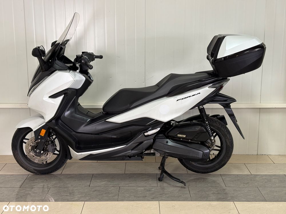 Honda NSS - 8