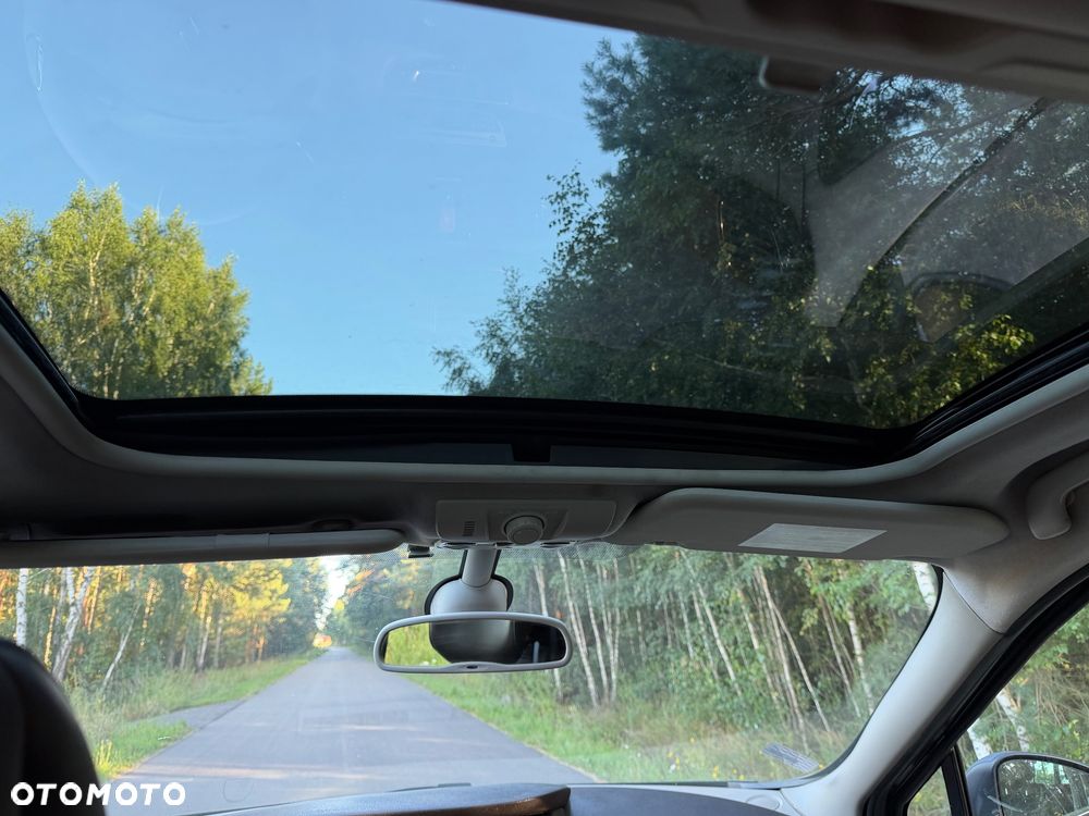 Renault Grand Scenic - 19