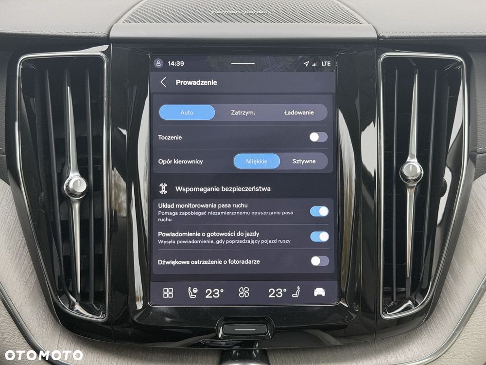 Volvo XC 60 - 32