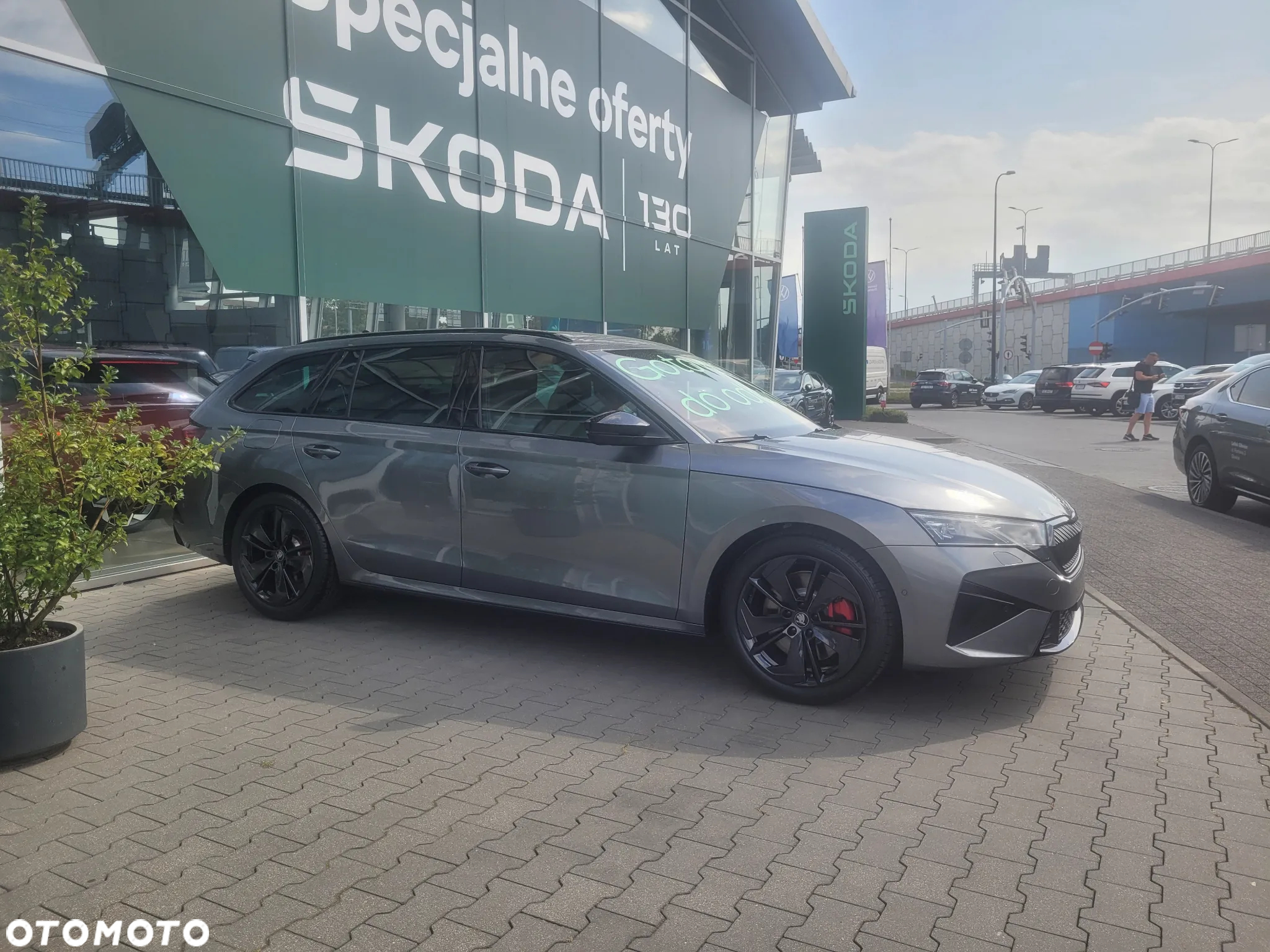 Skoda Octavia 2.0 TSI RS DSG - 4