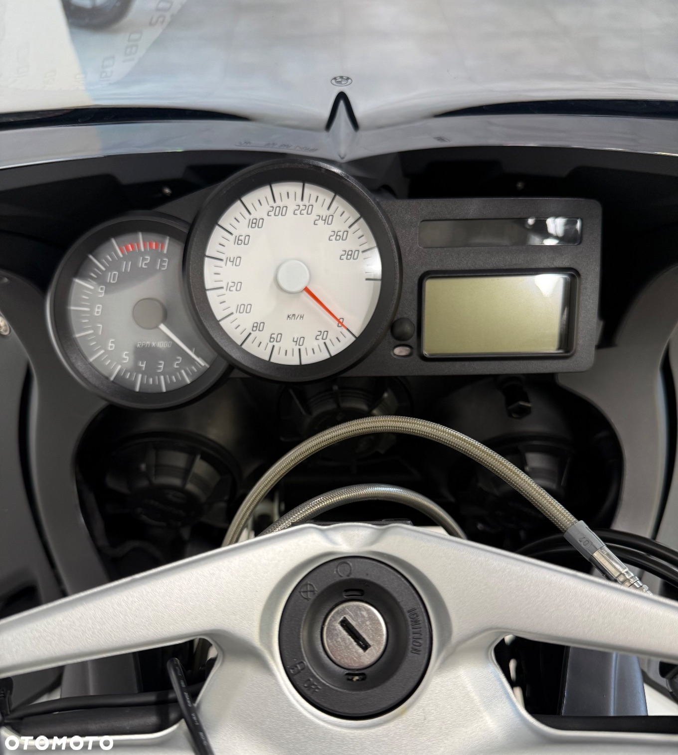 BMW K - 9