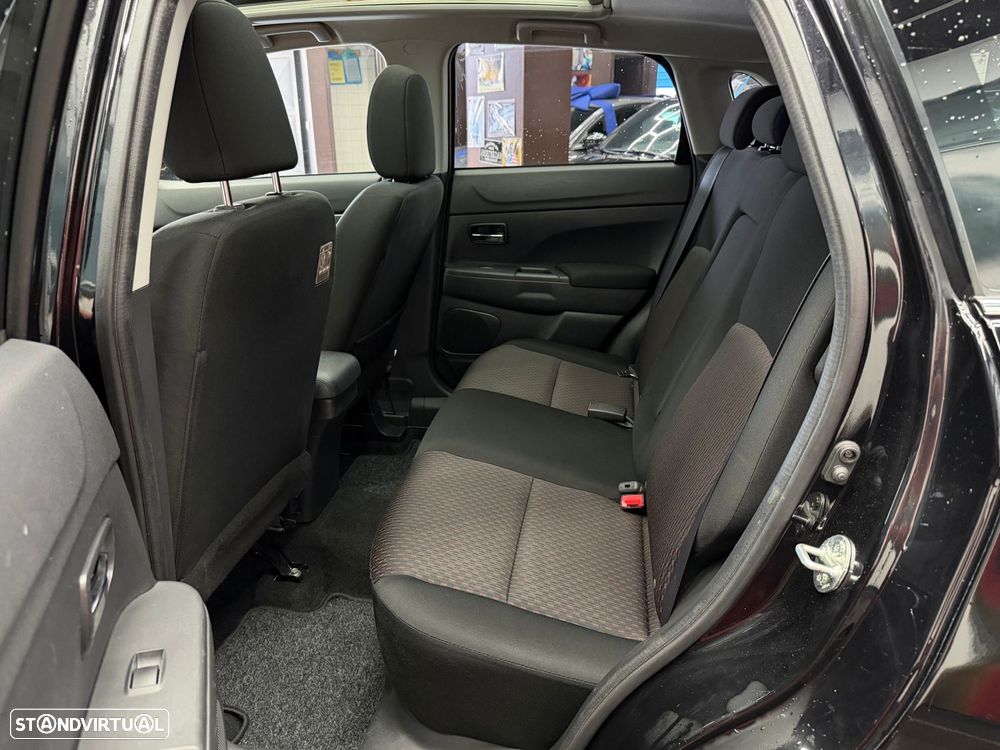 Mitsubishi ASX 1.6 MIVEC Intense - 10
