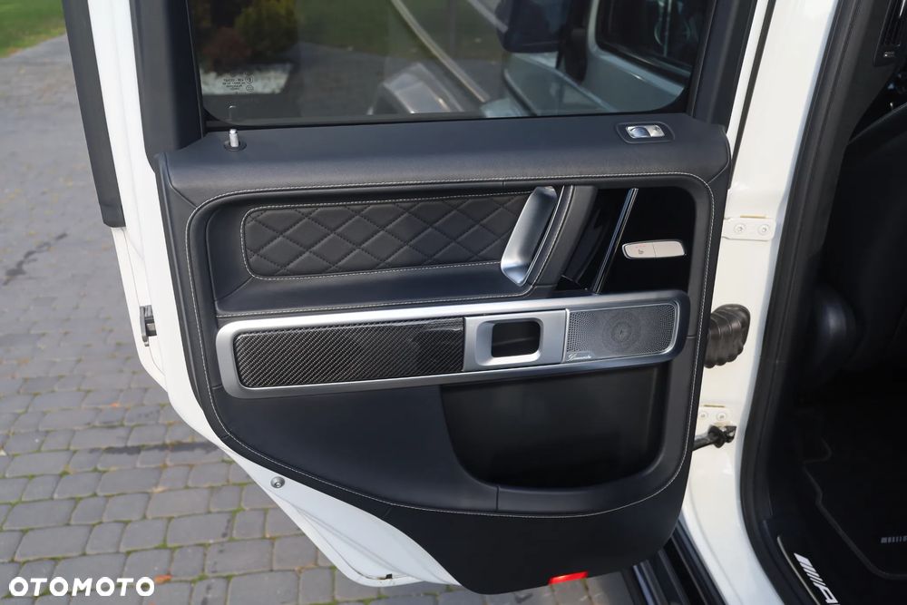 Mercedes-Benz Klasa G AMG 63 Stronger Than Time Edition - 29