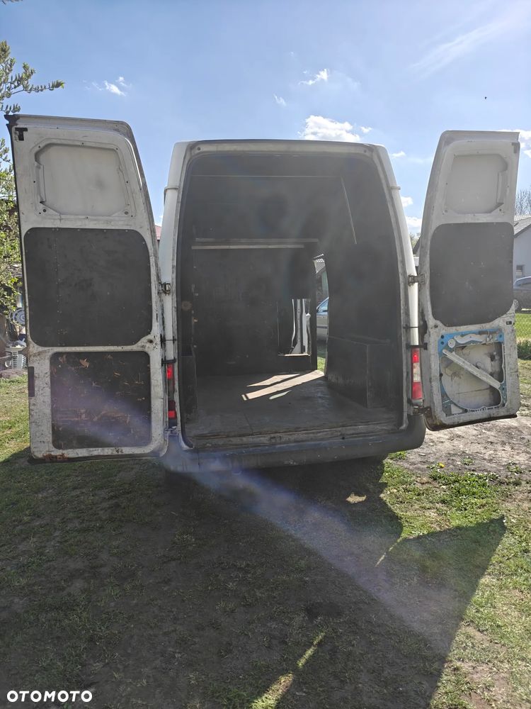 Ford Transit - 4