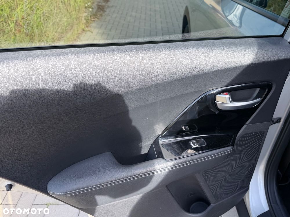 Kia Niro 1.6 GDI Hybrid XL - 17
