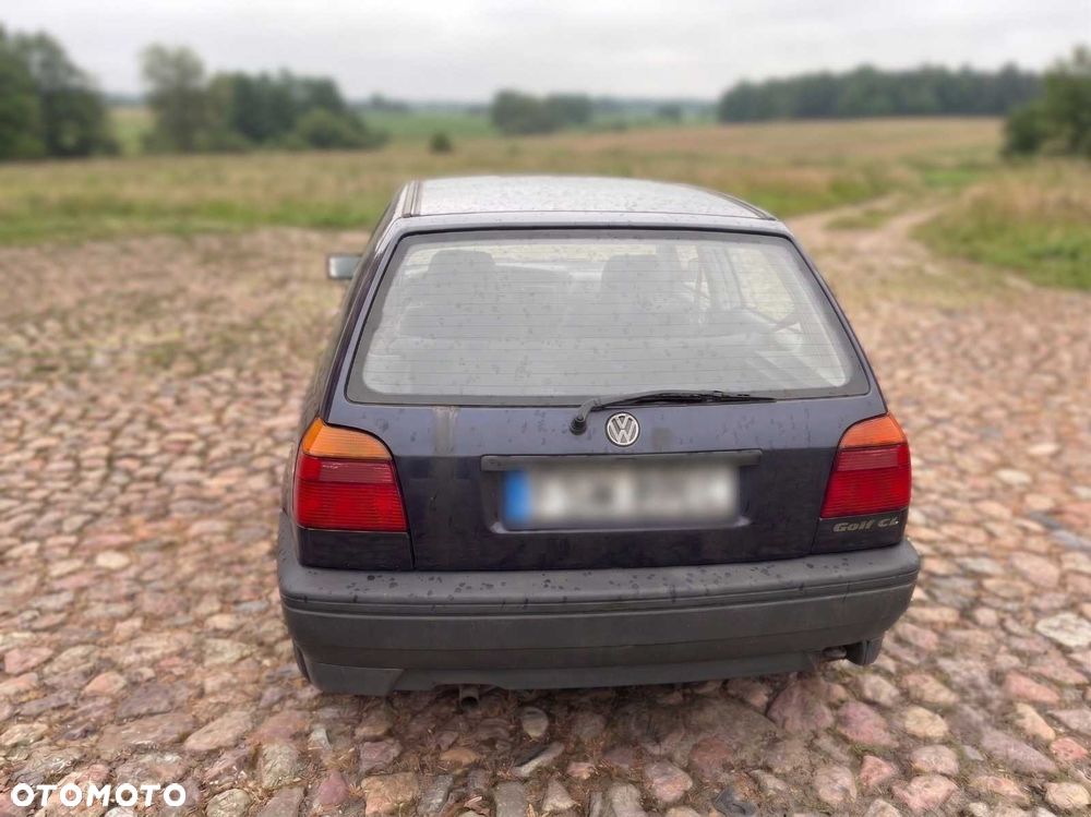 Volkswagen Golf - 3