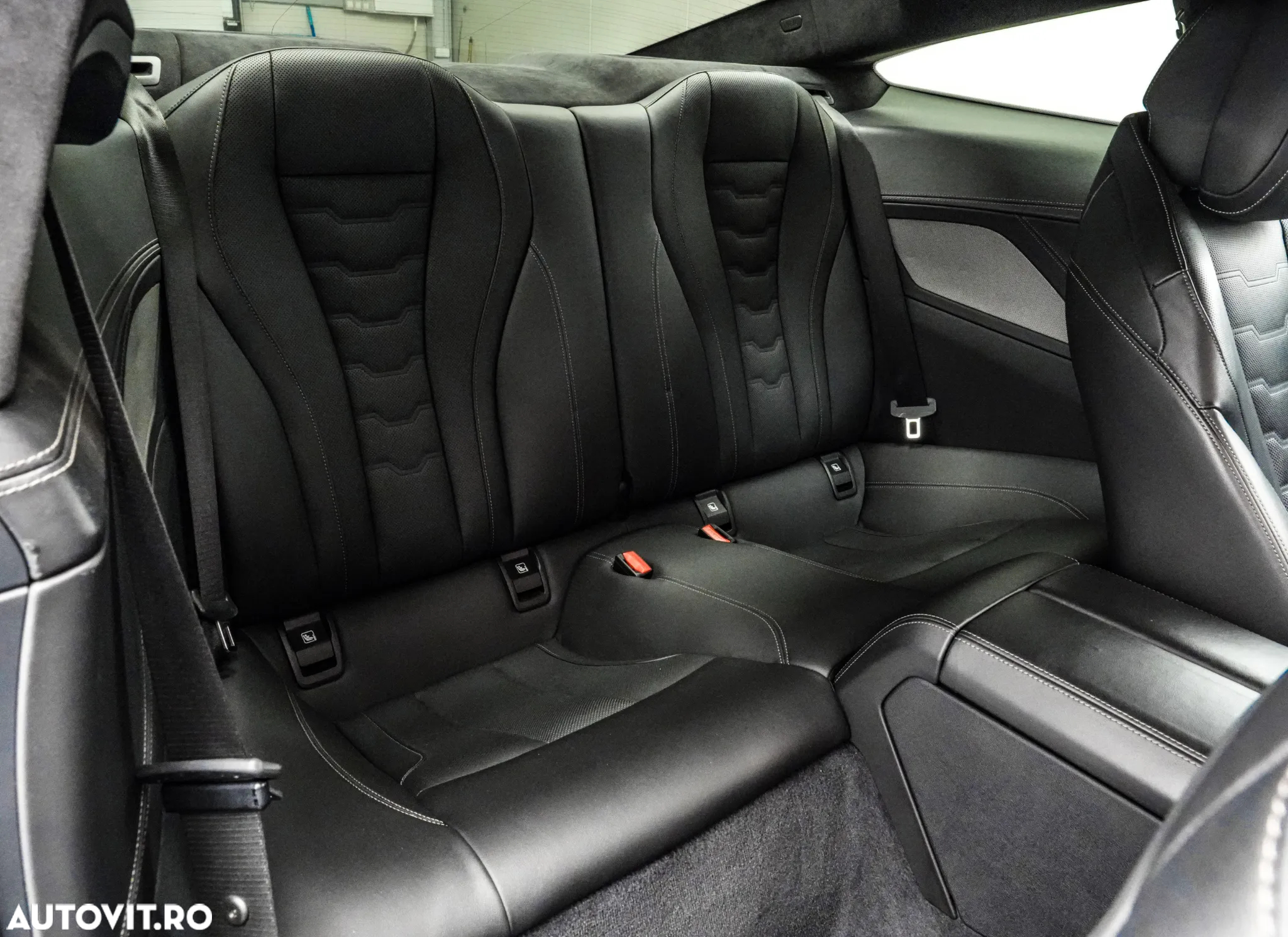 BMW M8 M850i xDrive AT - 16