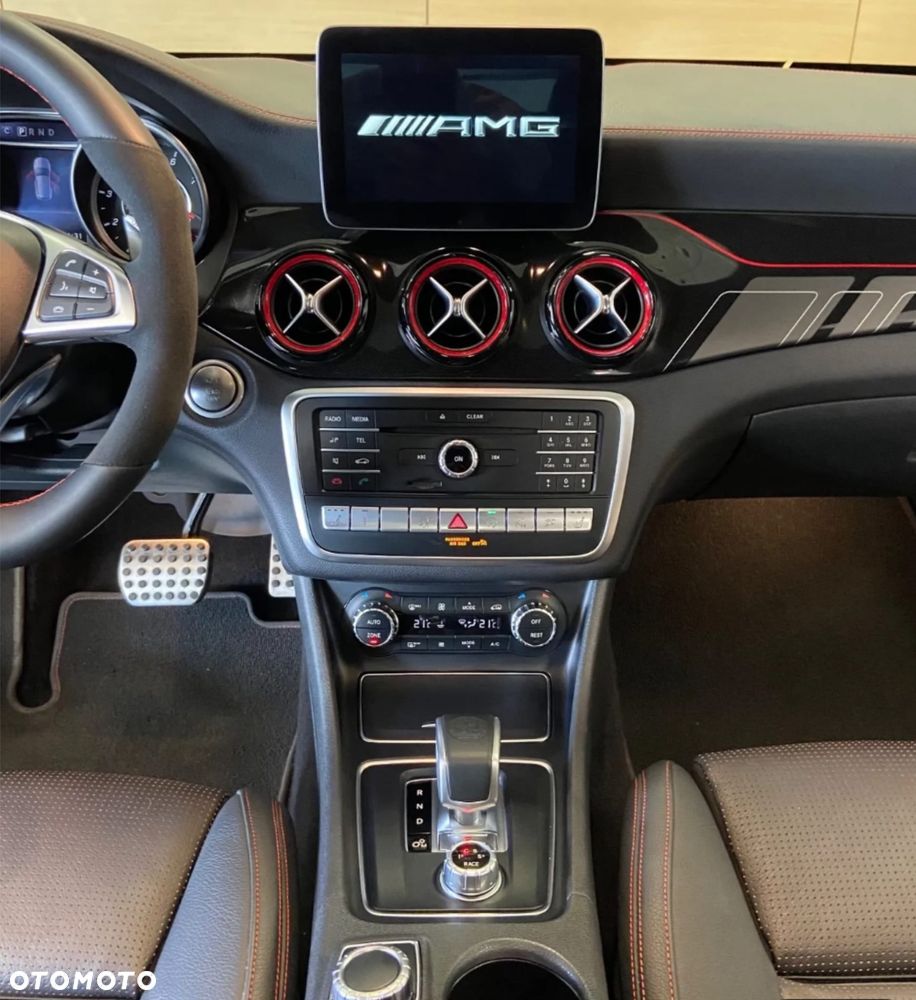 Mercedes-Benz CLA AMG 45 4-Matic - 18