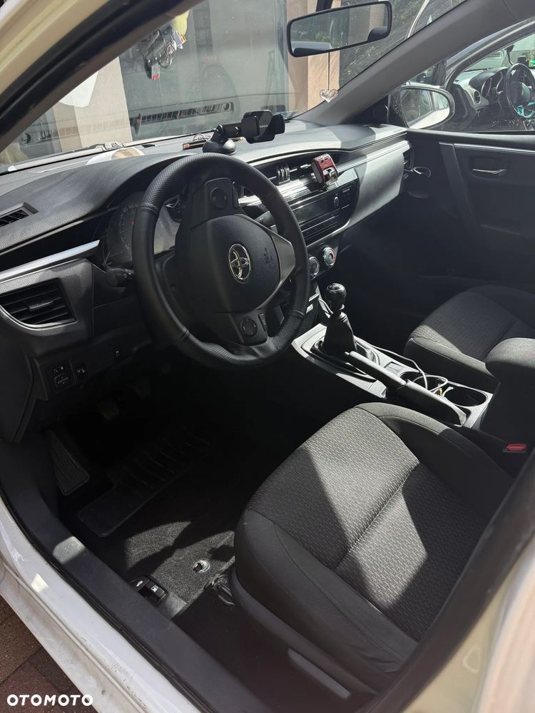 Toyota Corolla 1.33 Active - 8