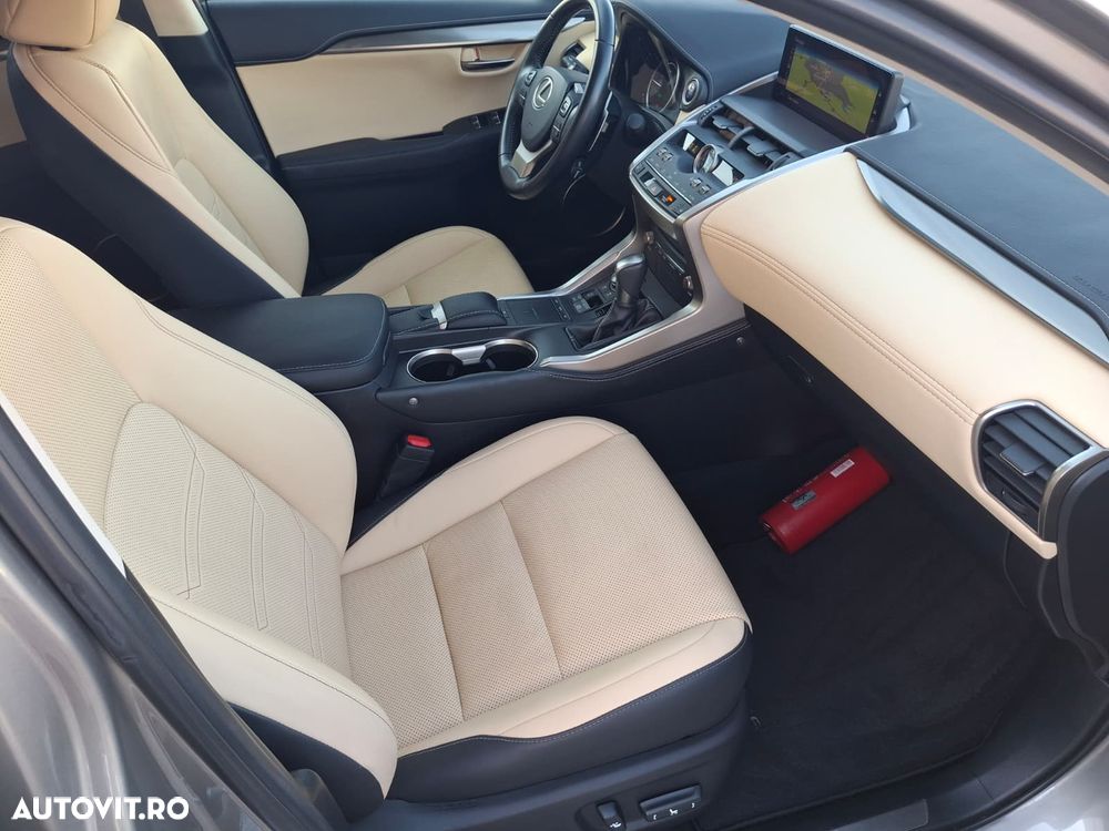 Lexus Seria NX 300h E-FOUR Executive Line - 12