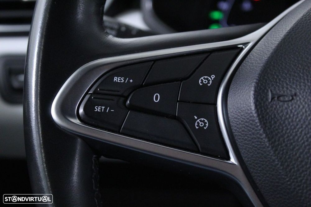 Renault Clio 1.0 TCe Techno - 22