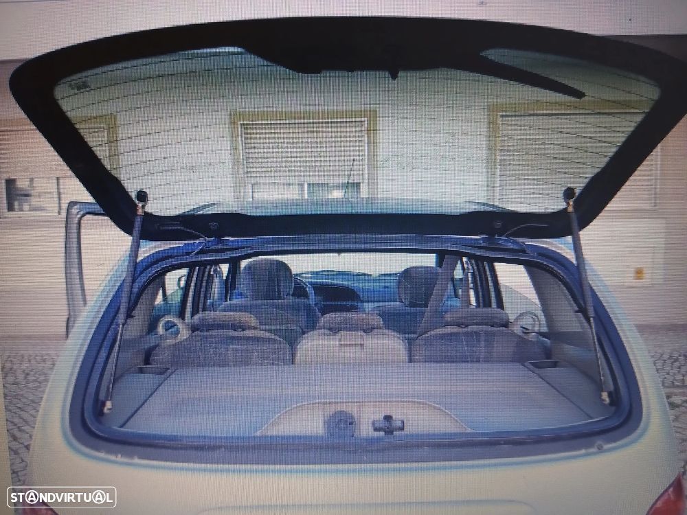 Renault Scénic - 18